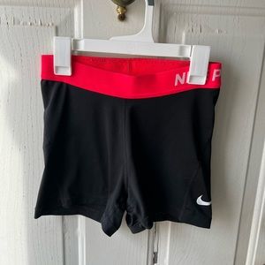 Black Nike Pros